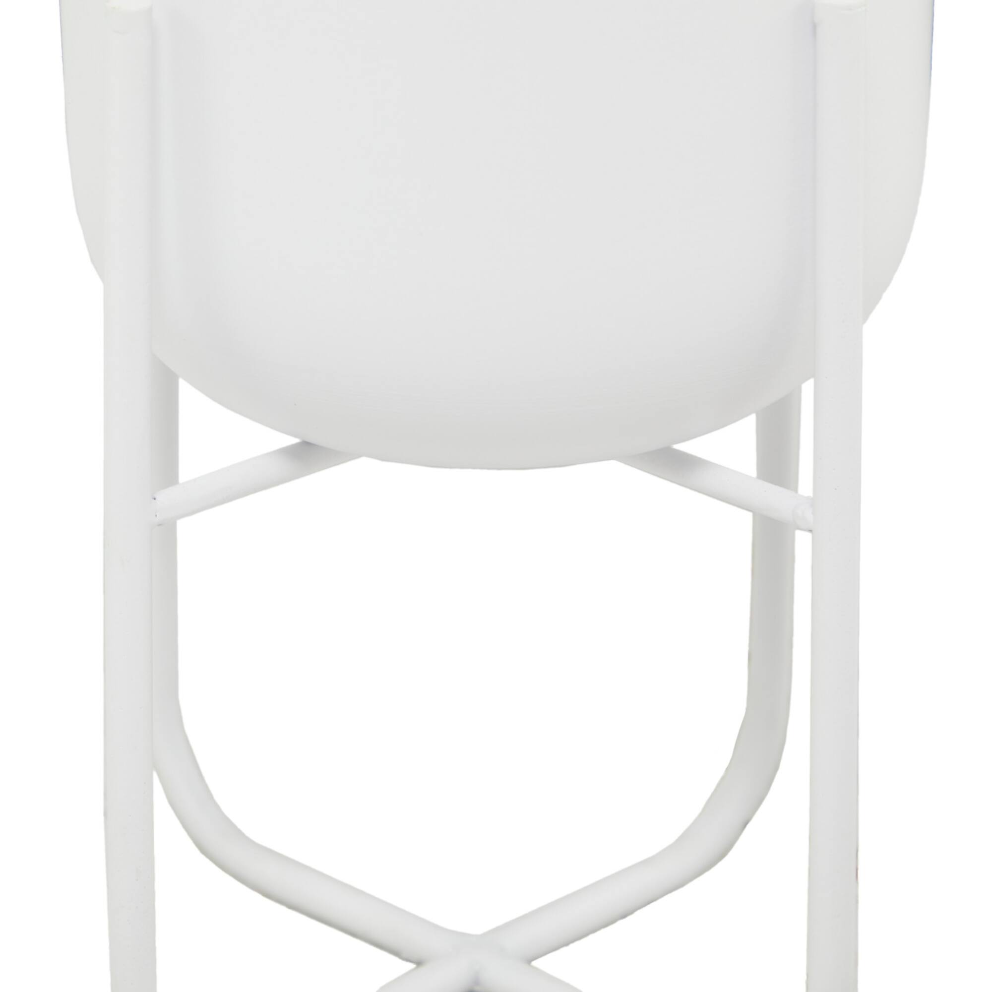 CosmoLiving by Cosmopolitan White Metal Planter with Removable Stand Set